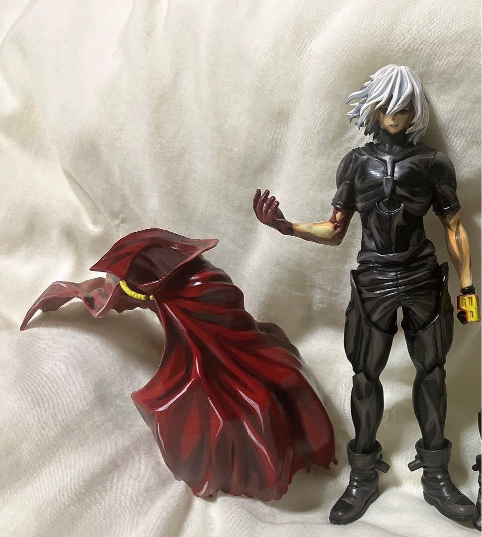 ヒロアカ一番くじ死闘 E賞 死柄木弔 フィギュア　ら　リペイント　マント着脱可能