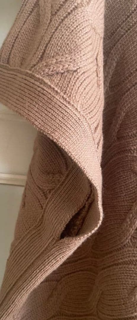 野うさぎ♥ アドーア ADORE ニットポンチョファー襟付